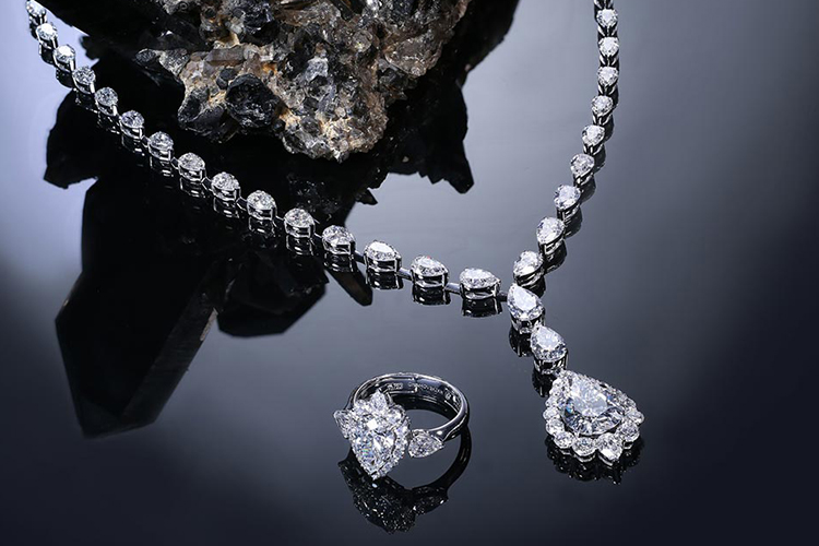 искусственные бриллианты для ювелирных украшений
