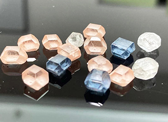 HPHT выращенный алмаз