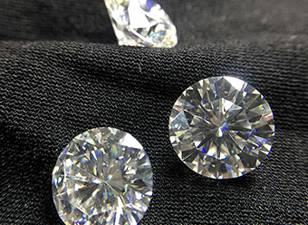 Сколько стоит искусственно выращенный бриллиант в 1 карат?