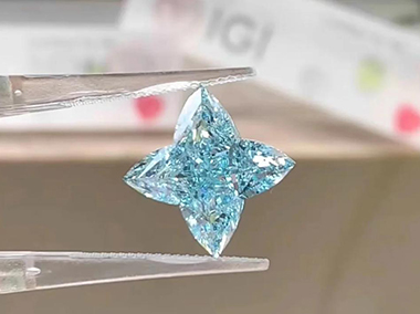Выращенные бриллианты в лаборатории 1-5 карат