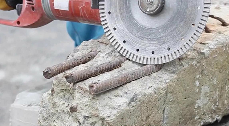 диск алмазный отрезной по железобетону