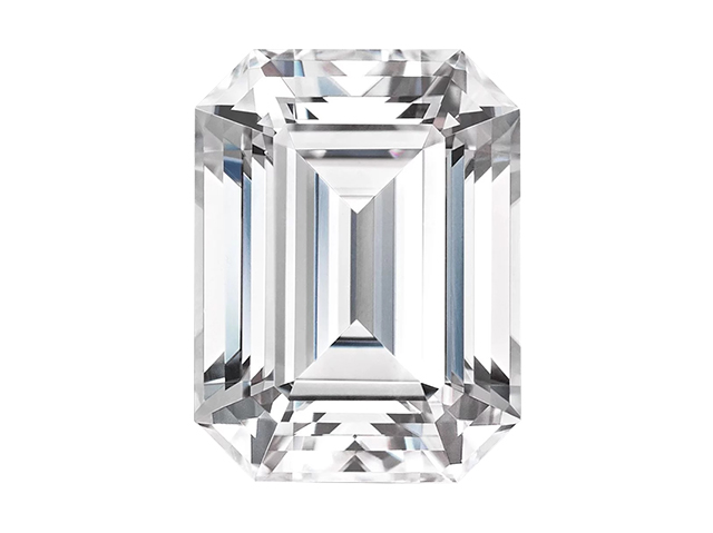 бесцветный бриллиант