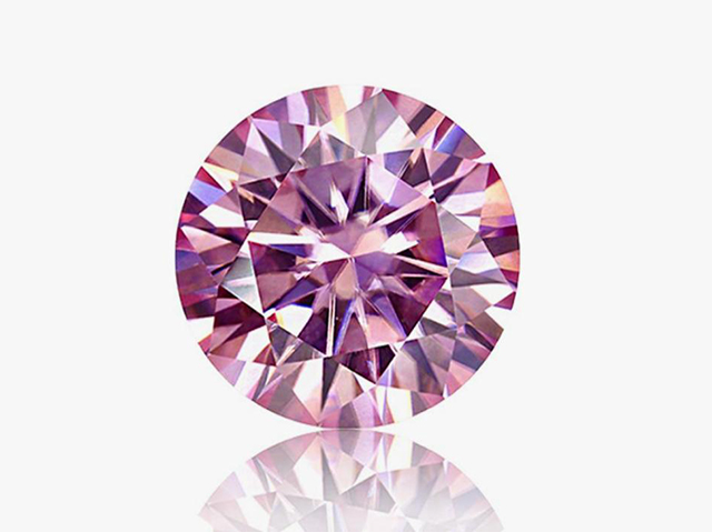 редкий розовый бриллиант